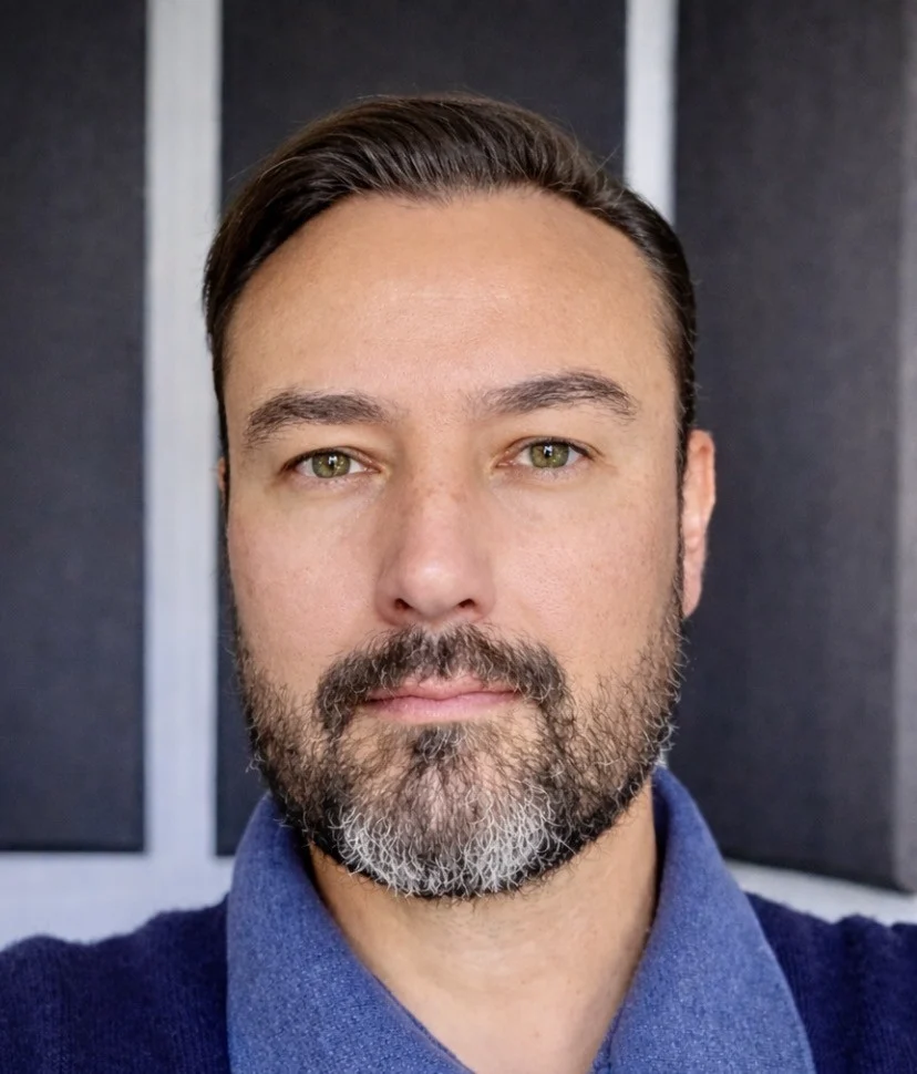 Javier Estuardo Solis (JE SOLIS) — retrato aprobado